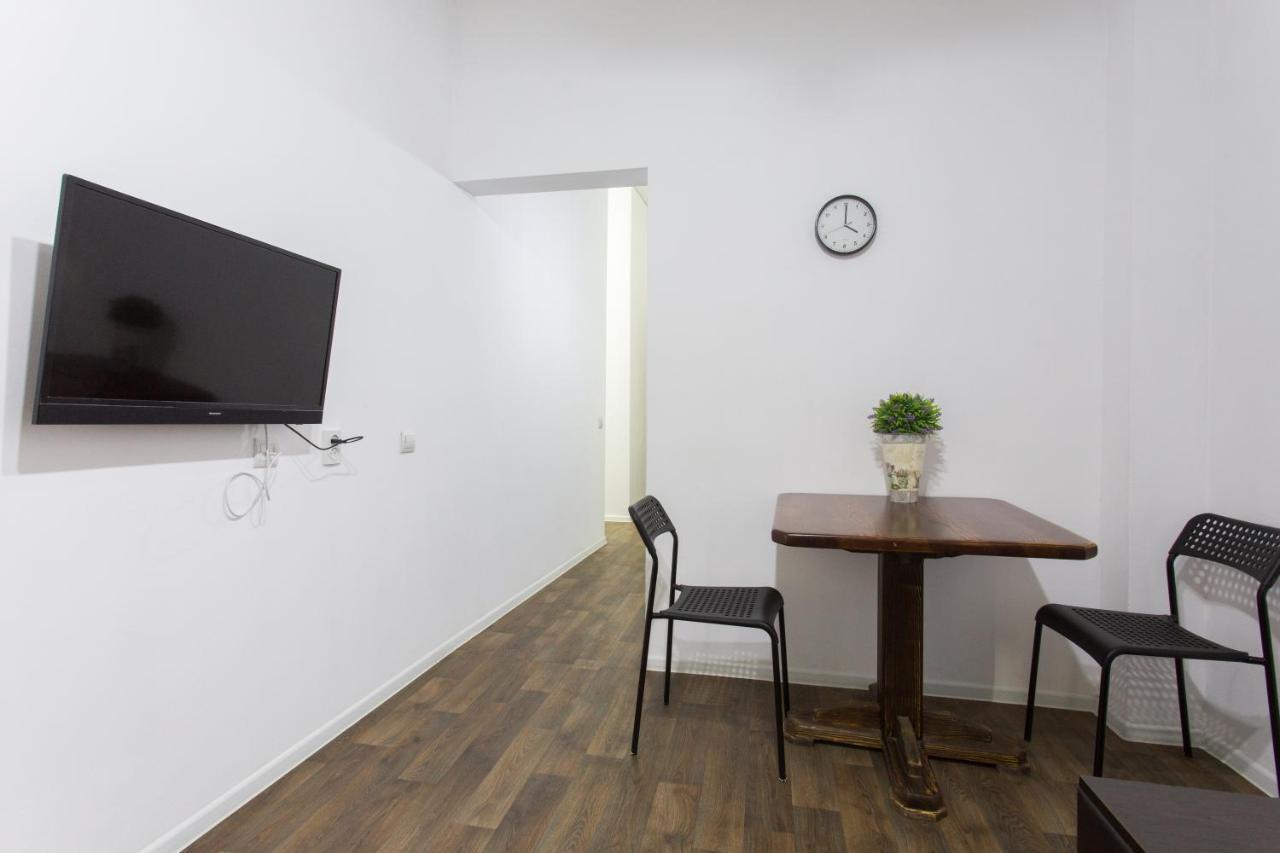 Pushkinskaya Street Apartman Harkov Kültér fotó